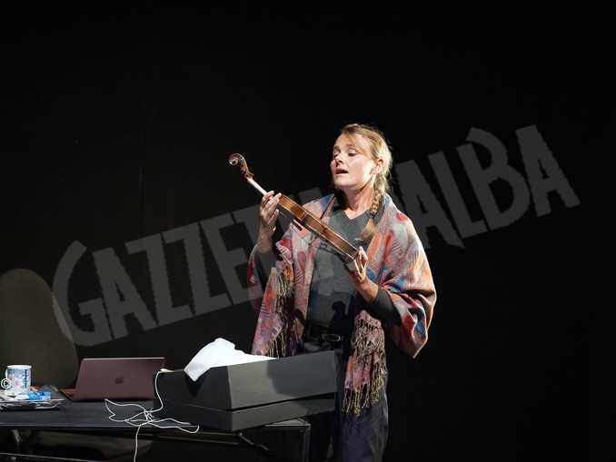 Lo spettacolo "Guido suonava il violino" in scena a Nizza Monferrato