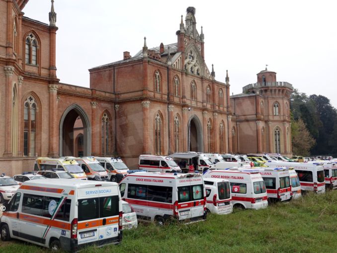Venti nuove ambulanze entrano in servizio con i fondi della Crt 1