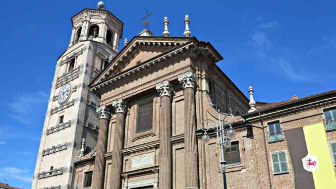 Cattedrale_di_Fossano Fossano: il forte vento fa fermare i treni alla stazione ferroviaria