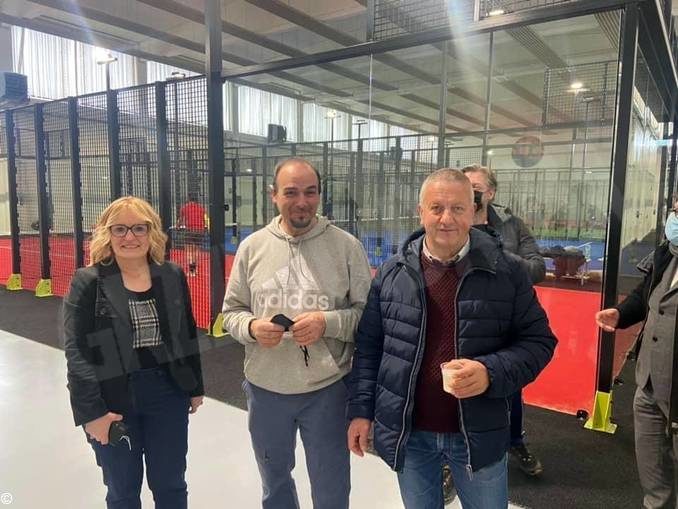 Pocapaglia: in un capannone abbandonato sono stati realizzati quattro campi da padel