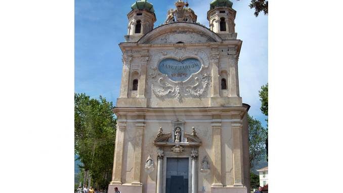 San_Remo madonna della costa Dalla Madonna della costa di Sanremo il Rosario contro la pandemia