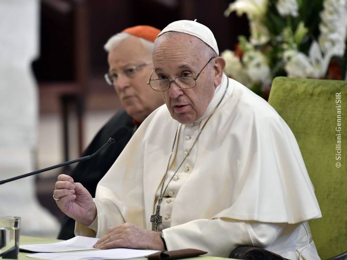 Appello di papa Francesco per l’Ucraina: «Si fermi la follia della guerra»