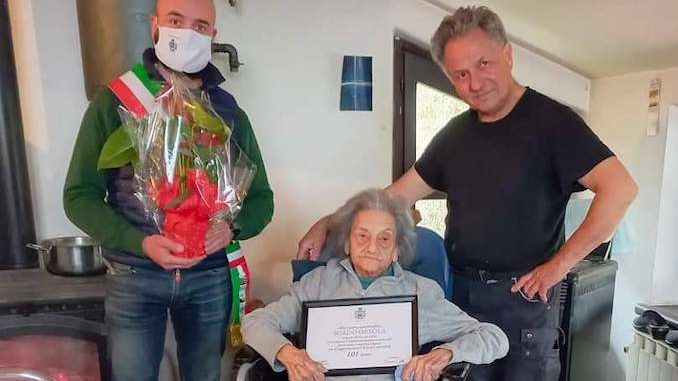 Nonna Orsolina di Feisoglio ha compiuto 101 anni