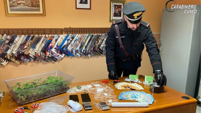 Sanfrè: deteneva cocaina e piante di marijuana per lo spaccio. giovane arrestato 1