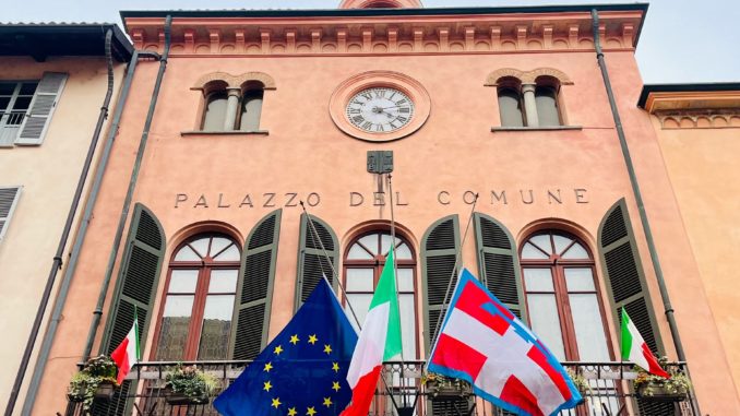 Alba: bandiere a mezz’asta per la giornata nazionale delle vittime del Covid