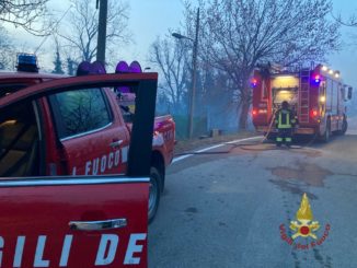 Incendio di sterpaglie a Sessant nell'Astigiano