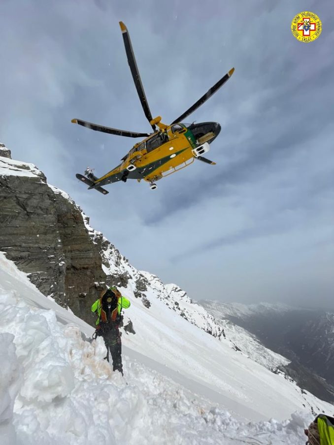 Ritrovato il corpo senza vita del pilota precipitato venerdì sulle montagne torinesi +AGGIORNAMENTO di MERCOLEDÌ+