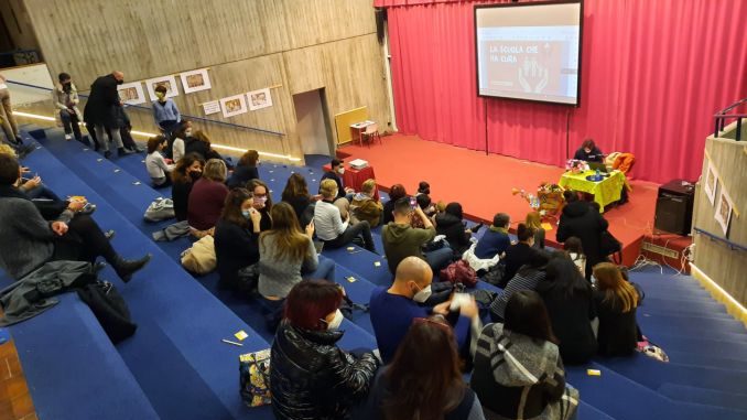 Scuola genitori alla Rodari di Alba: il 1° aprile si parla di arte, musica e teatro