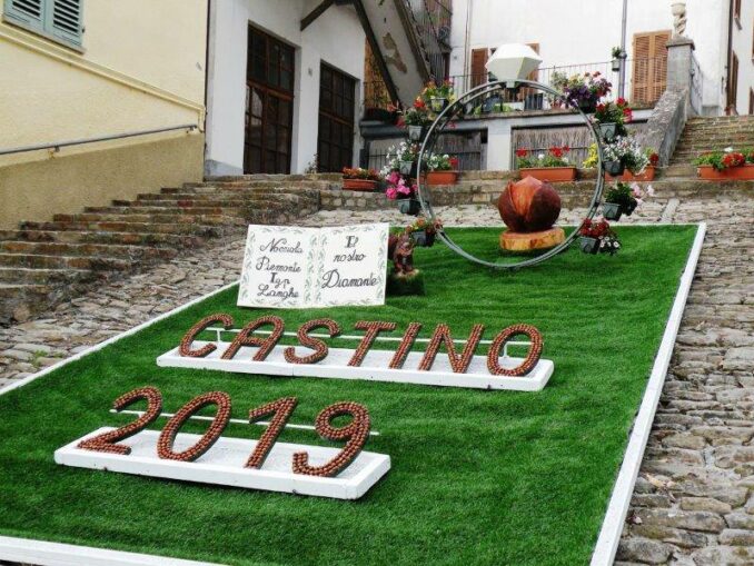 A Castino fine settimana con la Festa del fiore