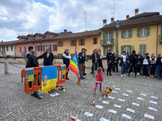 Bra: donate uova pasquali a bimbi ucraini 1