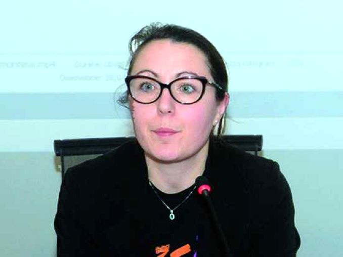 Valentina Sandroni, l’avvocata albese che ha assistito due lavoratori: anche un materasso in una cascina fatiscente sembra meglio che dormire per strada