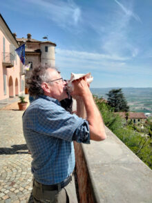 L'antica cerimonia del suono delle conchiglie fa eco sul Roero 1