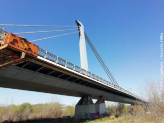 Lo strano caso del ponte strallato di Alba