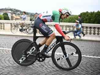 Giro d'Italia: Matteo Sobrero trionfa nella cronometro conclusiva di Verona!