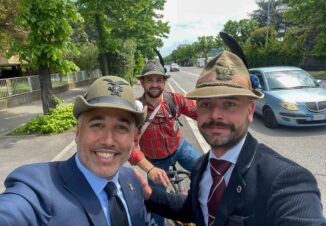 Gli Alpini dell'Alta Langa presenti all’Adunata nazionale di Rimini 1