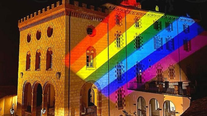 Il municipio di Barolo si colora per la Settimana europea di sensibilizzazione sulla salute mentale