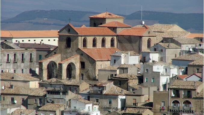 La recita settimanale del Rosario sarà dalla cattedrale di Tricarico