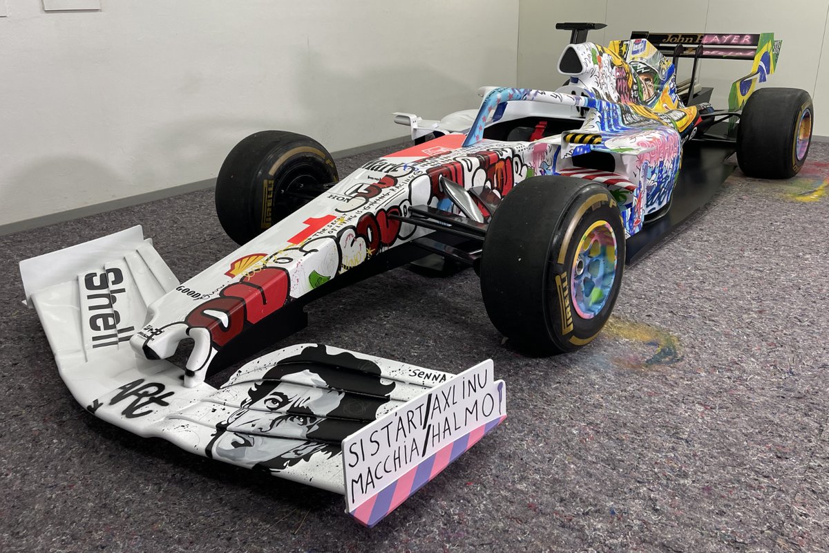 La Mclaren di Ayrton Senna in esposizione a Bra
