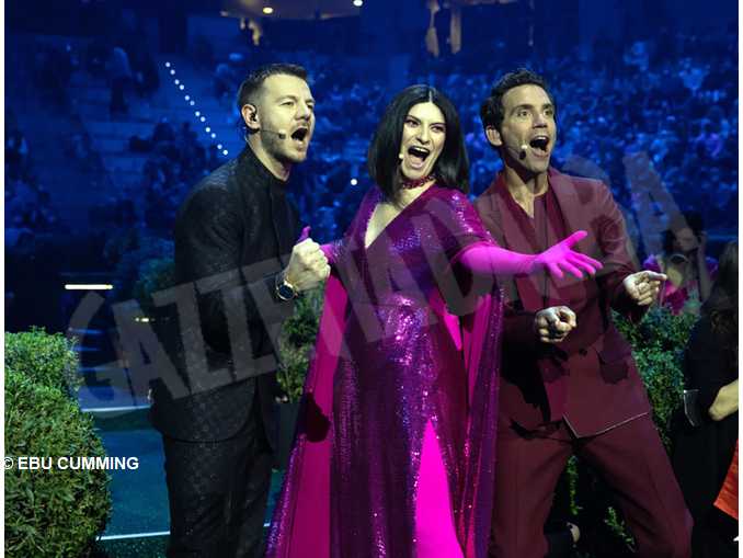 Mika, Laura Pausini, Alessandro Cattelan EBU CORINNE CUMMING (1)