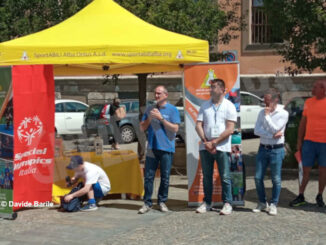 Il passaggio della fiamma dei giochi Special olympics ad Alba (FOTO E VIDEO) 1