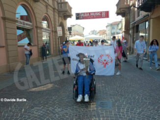 Il passaggio della fiamma dei giochi Special olympics ad Alba (FOTO E VIDEO) 9