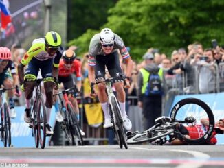 Giro d'Italia: Van der Poel è la prima maglia rosa. Domani c'è la tappa a cronometro