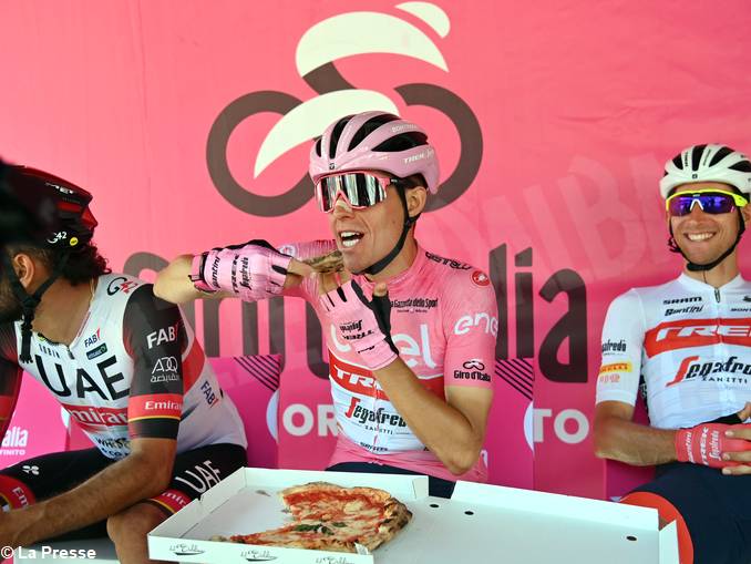 Al Giro vince De Gendt. Domani arrivo in salita 1