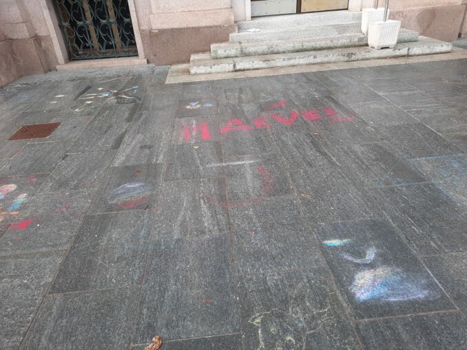 Piazza San Paolo ha bisogno di un intervento di pulizia 1