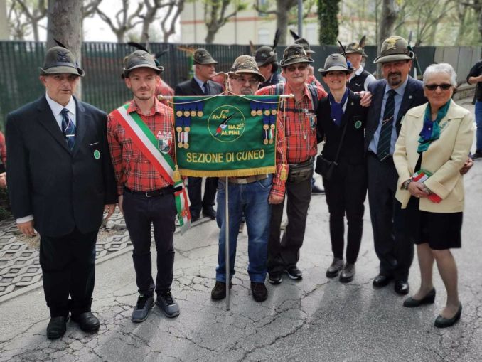 Le penne nere di Bra presenti all'Adunata nazionale di Rimini 2