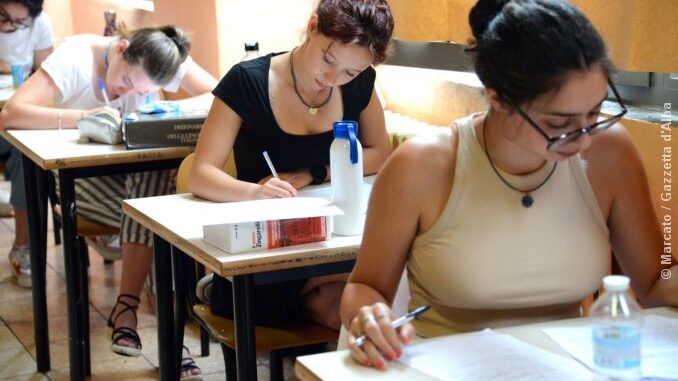 Maturità al via: mezzo milione di studenti sui banchi da Nord a Sud