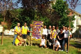 Il Lions Bra dona alberi al piazzale Falcone e Borsellino 2