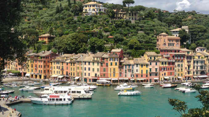 Dalle Batterie a punta Chiappa: Portofino si rivela fra antiche abbazie e l’ultima tonnara