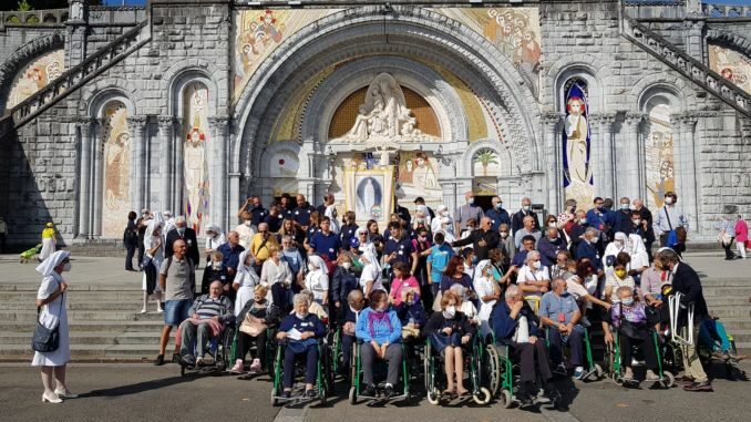 Pellegrinaggi: 47 albesi si recheranno a Lourdes con i volontari di Unitalsi