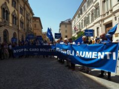 Le imprese scendono in piazza contro il caro bollette 3