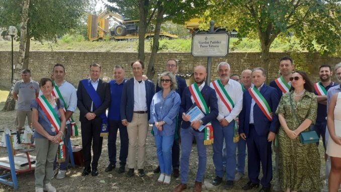 Feisoglio dedica l'area giochi all'ex sindaco Vittorio Porro