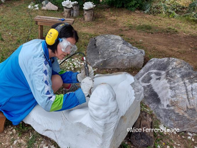 La scultura di Cristiana Cravanzola dalla Toscana alle colline di Langa 11