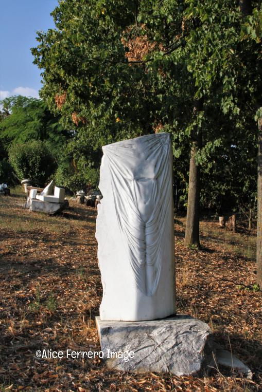 La scultura di Cristiana Cravanzola dalla Toscana alle colline di Langa 16
