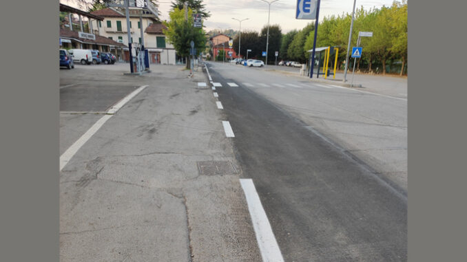 fibra1 Posa dei cavi per la rete a banda ultra larga in fibra ottica nel Comune di Monchiero 1