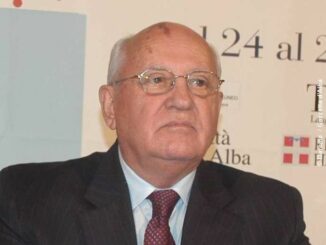 Il ricordo di Mikhail Gorbaciov che fu ospite della Fiera del tartufo e di Alba libri 1