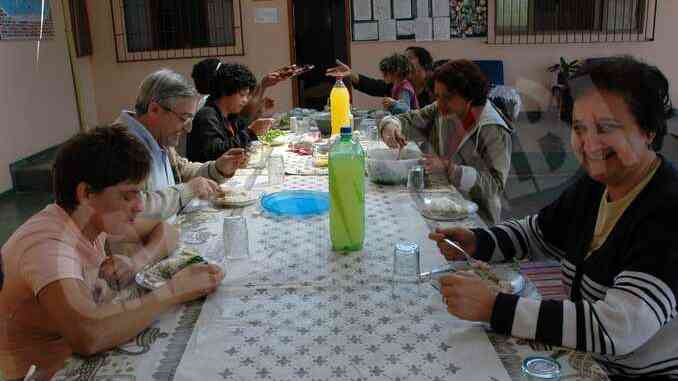Piemonte, la solidarietà che sconfigge le nuove crisi: torna l’evento “Un pasto al giorno”