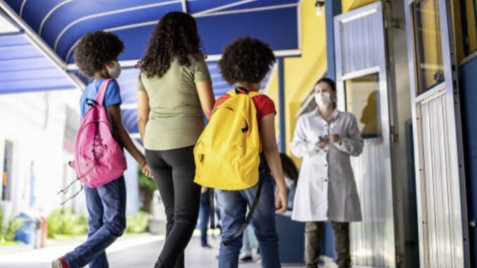 scuola - covid Covid: pubblicate linee guida per il rientro a scuola