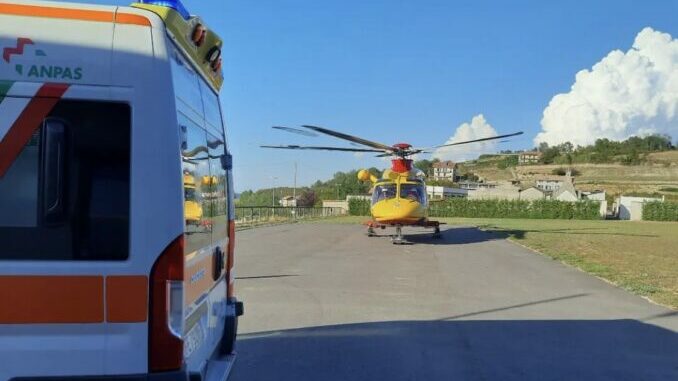 Canale: si ustiona accendendo la stufa, grave una 63enne
