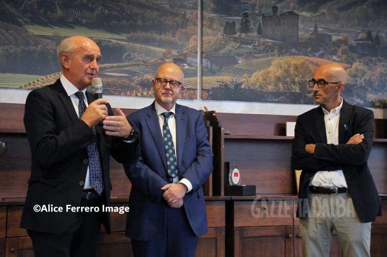 Cerimonia di consegna attestati ai futuri Chef ed Operatori Turistici del territorio, presentate le iniziative territoriali ed internazionali di Alba Accademia Alberghiera (FOTOGALLERY e VIDEO) 11