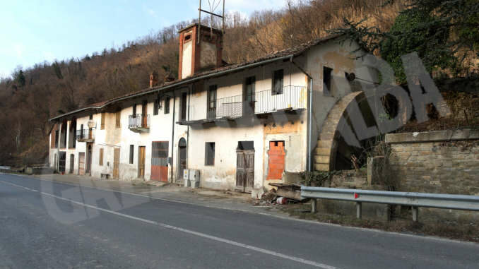 I vecchi mulini dei luoghi fenogliani in mostra a Diano D'Alba 1