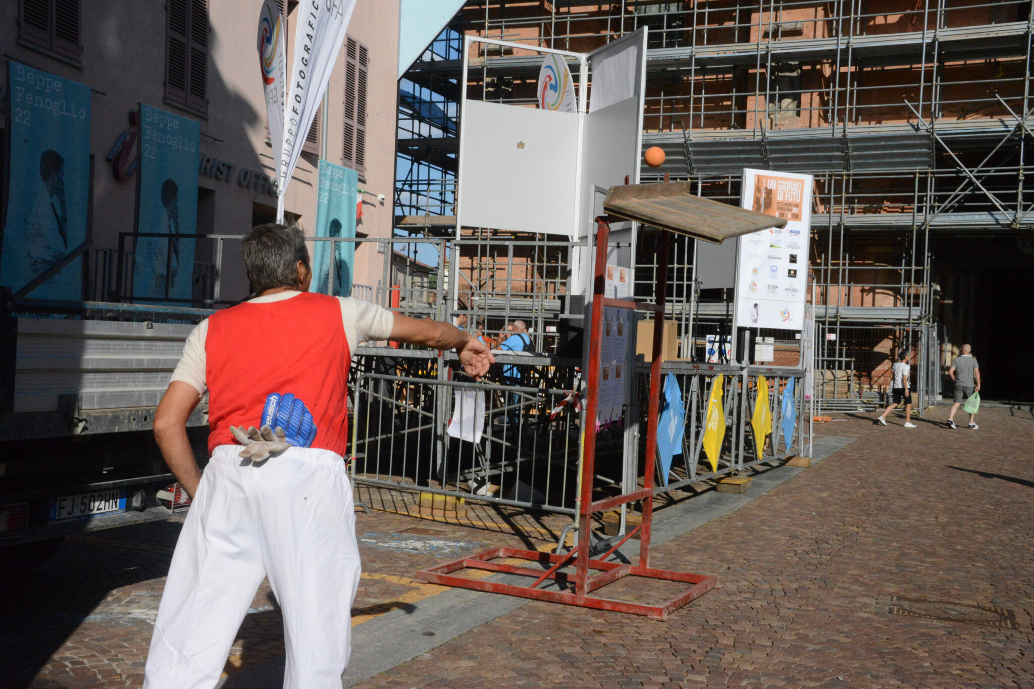 Si è giocata in anticipo la pantalera storica in piazza del Duomo