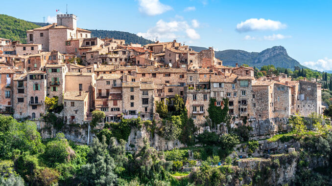 Bra e Tourretes-sur-Loup: sabato prossimo la firma del patto d'amicizia