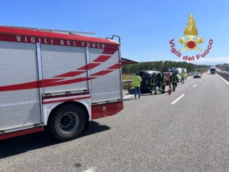 Fossano: un furgone si è ribaltato sull'autostrada A6