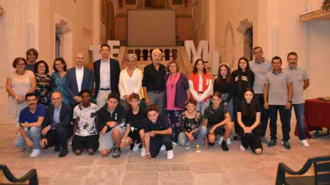 cillario cortemilia Quattordici nuovi computer per gli studenti del Cillario di Cortemilia