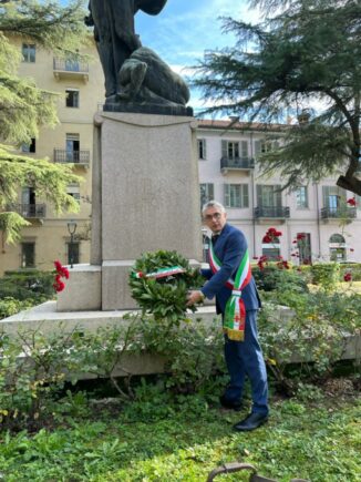 Deposizione corone d’alloro per la commemorazione del 4 novembre Giornata dell’Unità Nazionale e delle Forze Armate 1