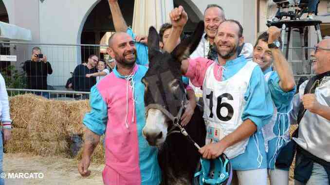 Il Borgo dei Brichet vince il Palio degli asini (FOTO E VIDEO)